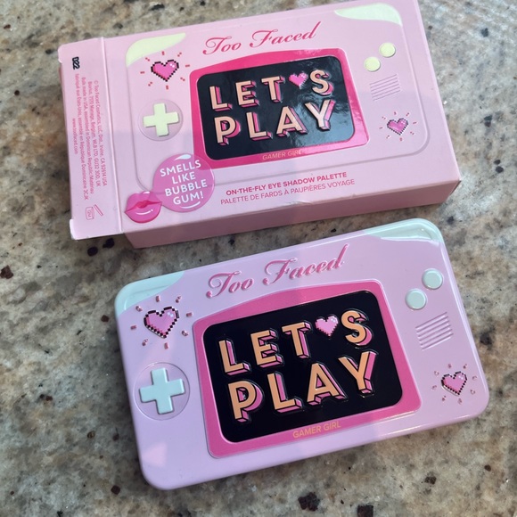 BNIB - Too Faced Let’s Play Eyeshadow Palette - Picture 5 of 5